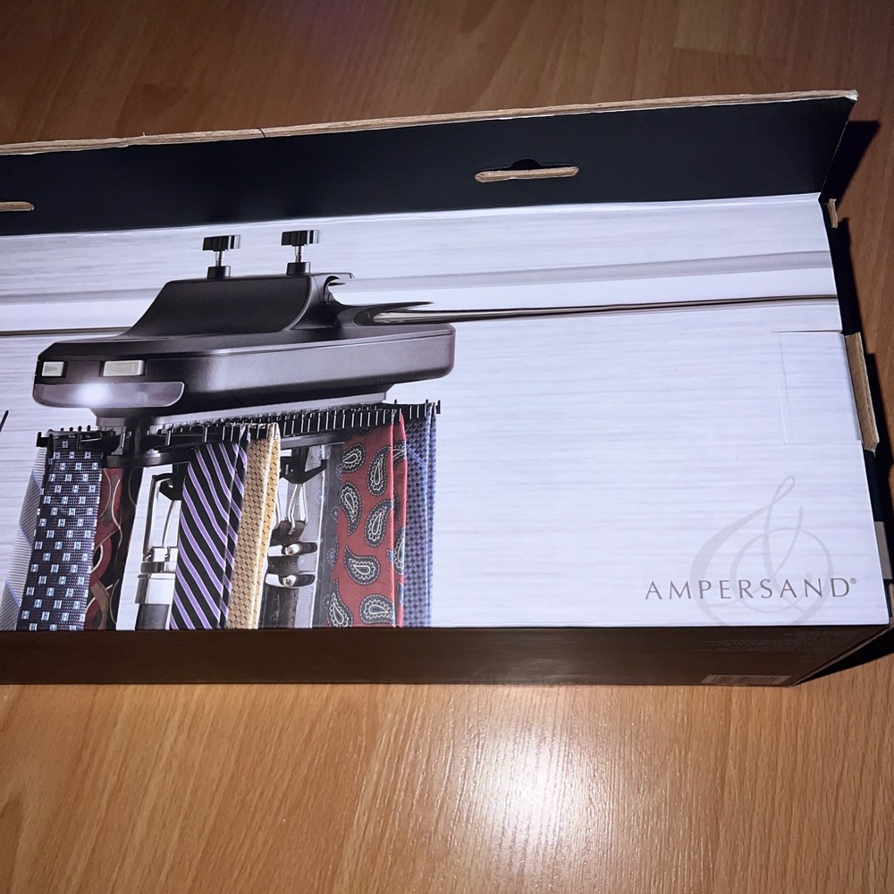 NEW IN BOX REVOLVING TIE RACK